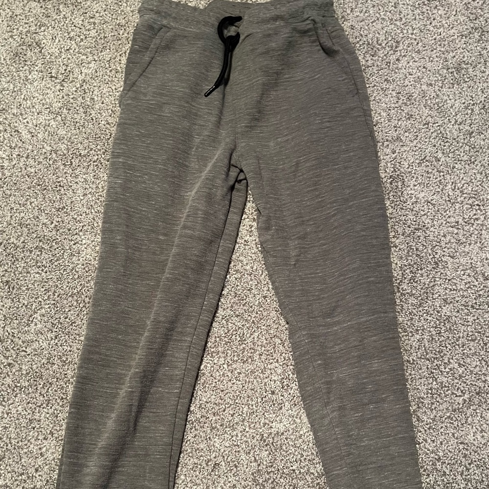 YOUTH (L) - Urban Pipeline Grey/Silver Joggers/Sweatpants | SIZE (L) (Y)